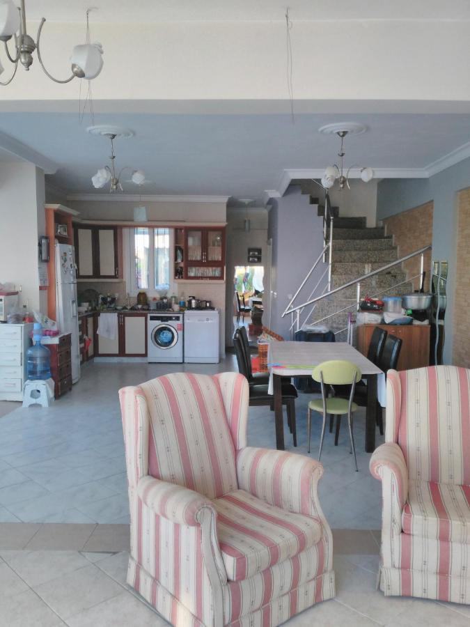 Enjoy The Cesme Bed & Breakfast Exterior photo