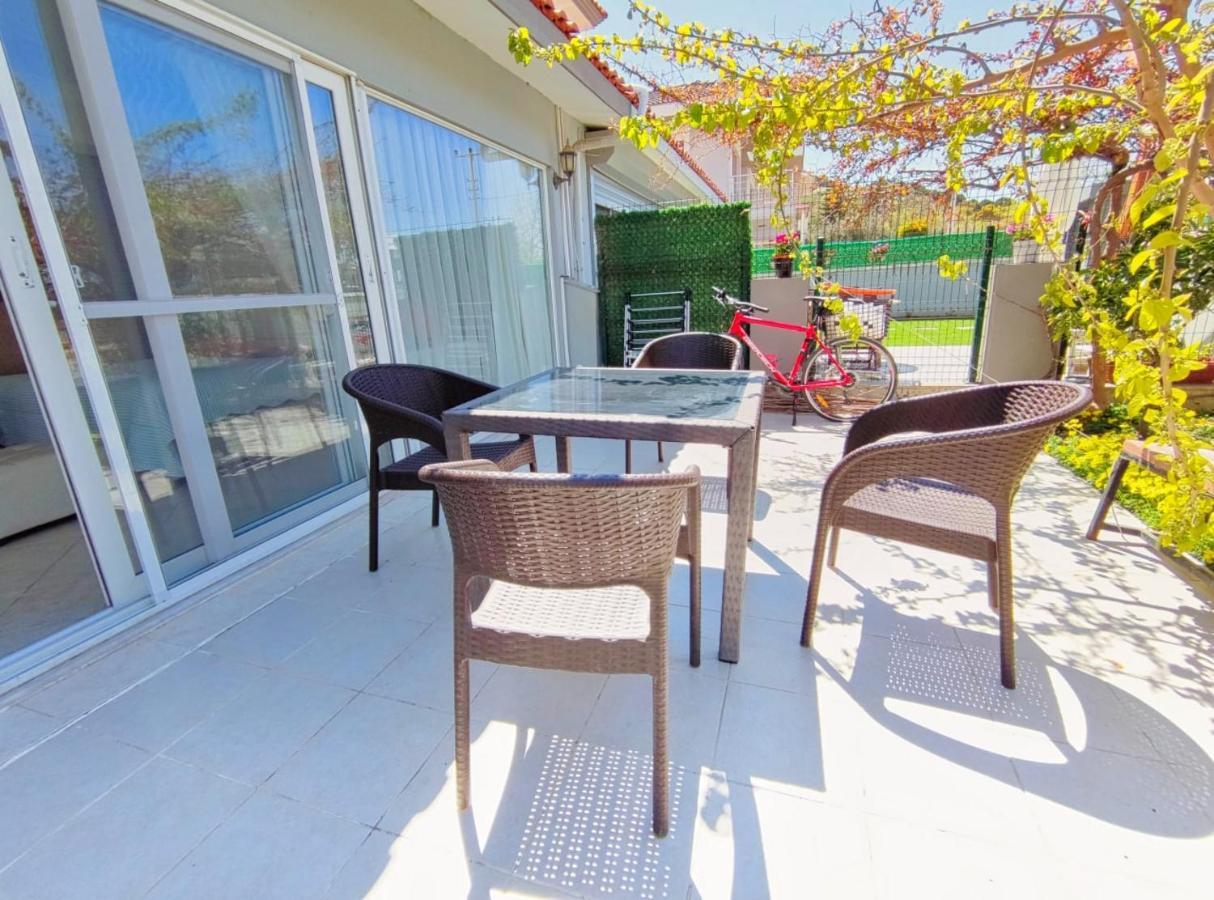 Enjoy The Cesme Bed & Breakfast Exterior photo