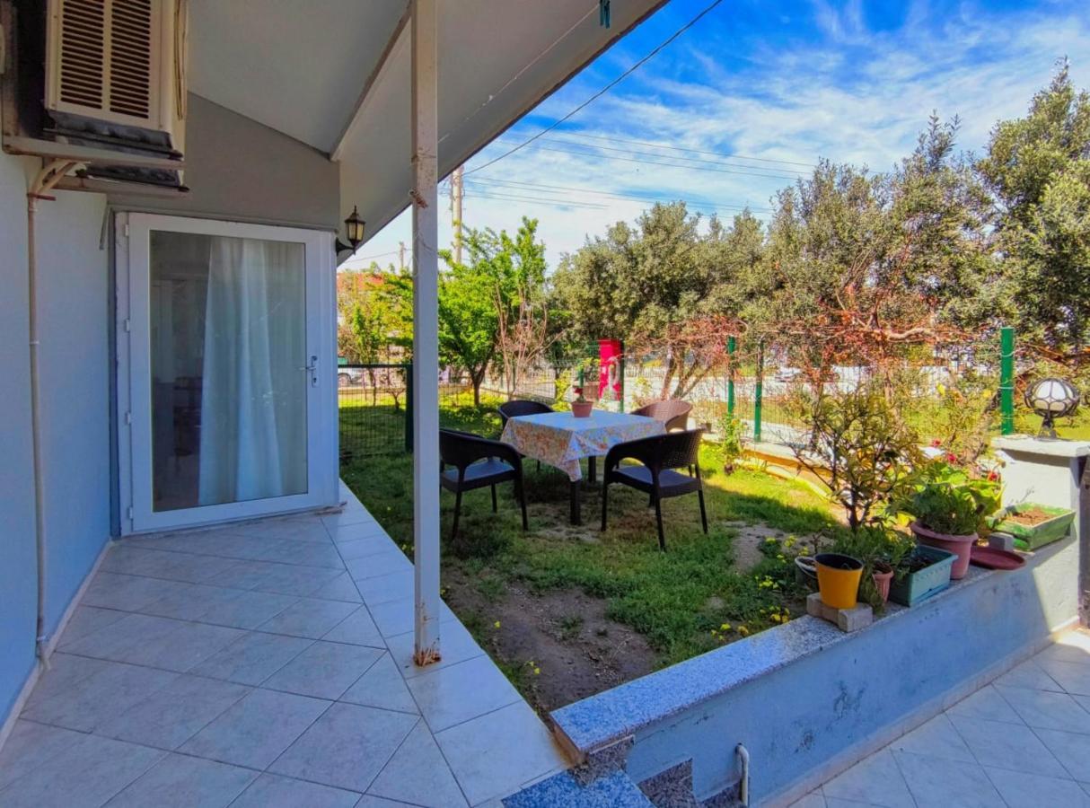 Enjoy The Cesme Bed & Breakfast Exterior photo