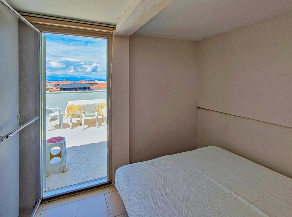 Enjoy The Cesme Bed & Breakfast Exterior photo