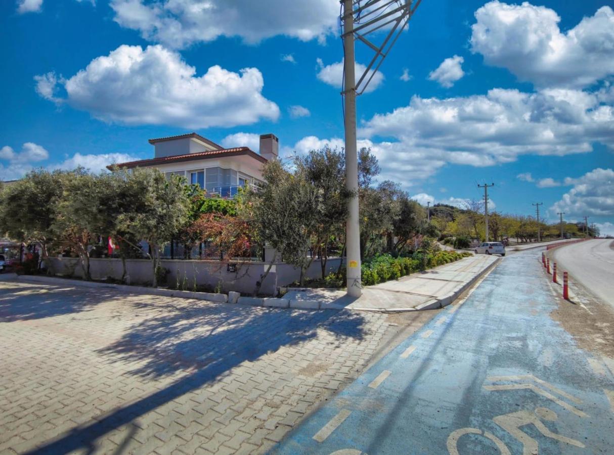 Enjoy The Cesme Bed & Breakfast Exterior photo