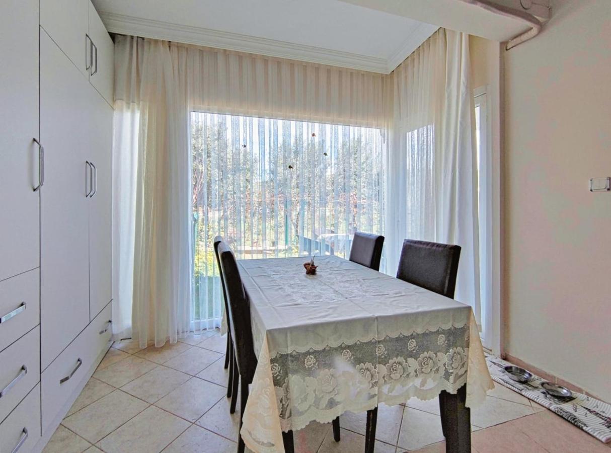 Enjoy The Cesme Bed & Breakfast Exterior photo